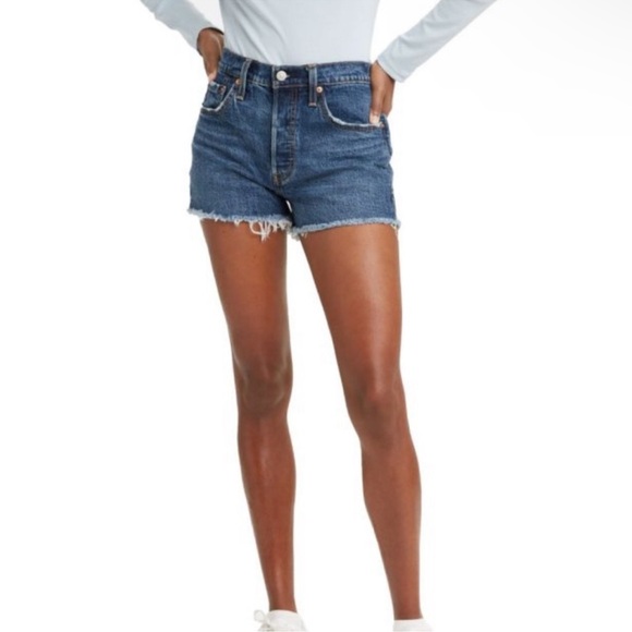 Levi’s 501 Denim Shorts Dark Wash - Picture 5 of 5